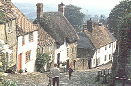 Shaftesbury's cobbled Gold Hill an English scene.