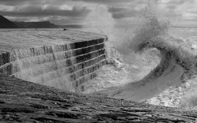 Waves hitting the Cobb